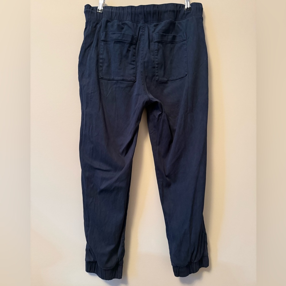 Bella Dahl Dark Blue Pocket Jogger Pants - Picture 2 of 4